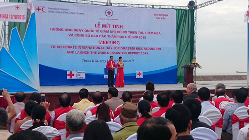 Mít[-]tinh[-]kỷ[-]niệm[-]Ngày[-]quốc[-]tế[-]giảm[-]nhẹ[-]rủi[-]ro[-]thiên[-]tai,[-]thảm[-]họa[-]13/10